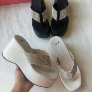 sandália plataforma brilho