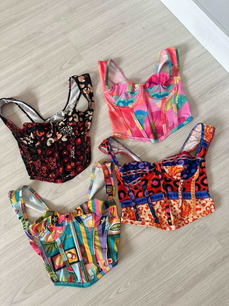 Cropped Monica Estampado